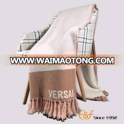 Letter Jacquard Tassels Design Merino Wool thick Knitting Blanket